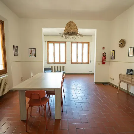 Cozy Apartment With A Strategic Position-3